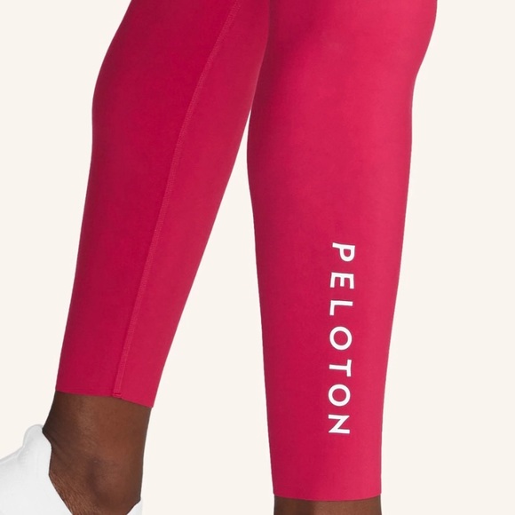 Peloton high rise reversible cheetah leggings - Picture 3 of 8